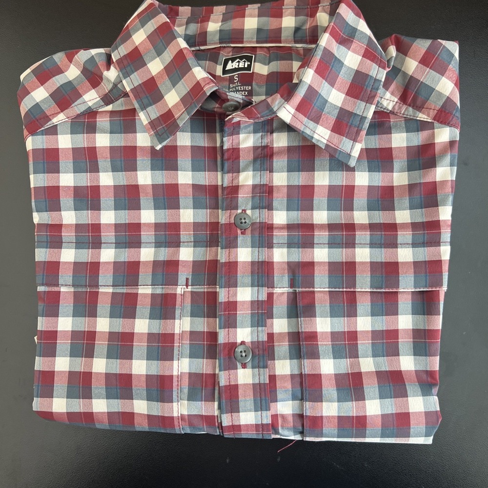 Mens‎ REI Red Gray Cream Plaid Shirt Short Sleeve Button Front Vented Sz S